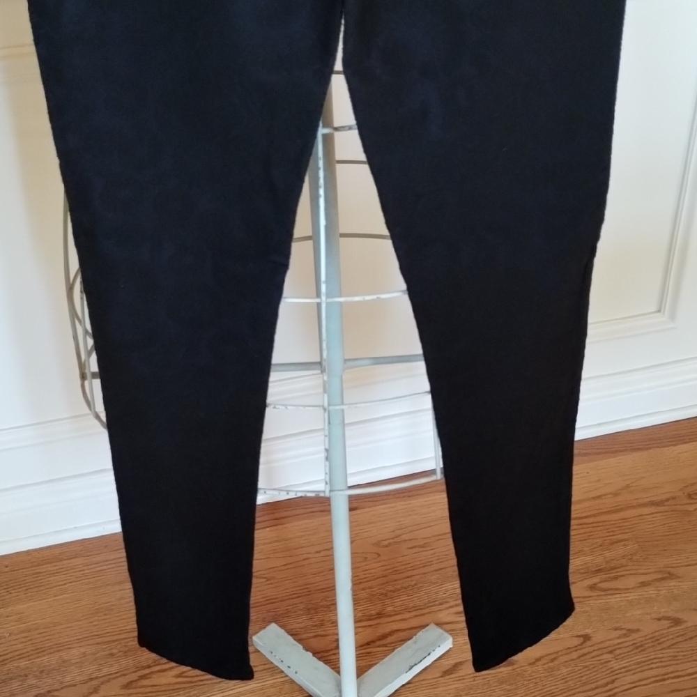 James Jeans Dark Denim - Picture 4 of 16